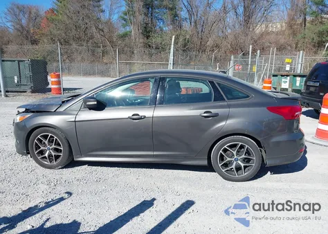 2016 Ford Focus Se z USA, uszkodzony, nr VIN 1FADP3F21GL403670